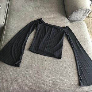 NWOT Off shoulder flare sleeve knitwear top